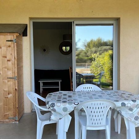 Les terrasses du Liouquet T2, piscine , parking , mer à 150 m La Ciotat Esterno foto