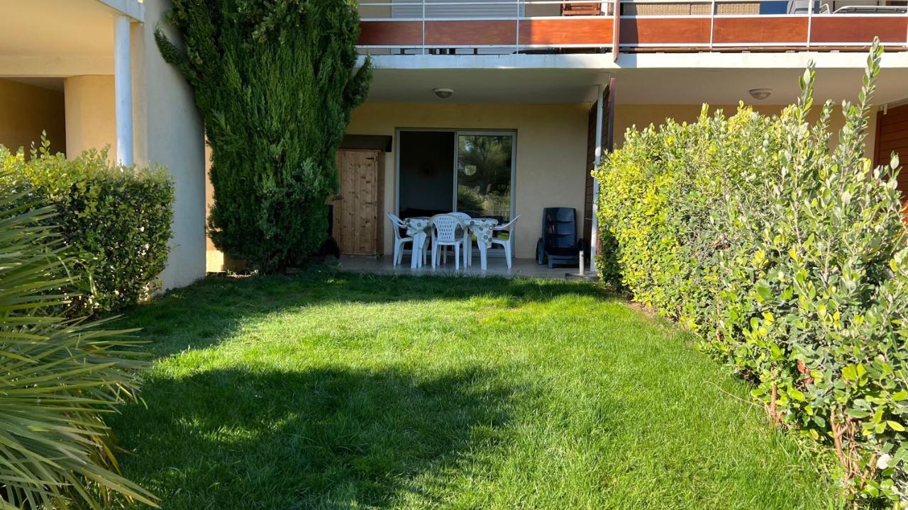 Les terrasses du Liouquet T2, piscine , parking , mer à 150 m La Ciotat Esterno foto